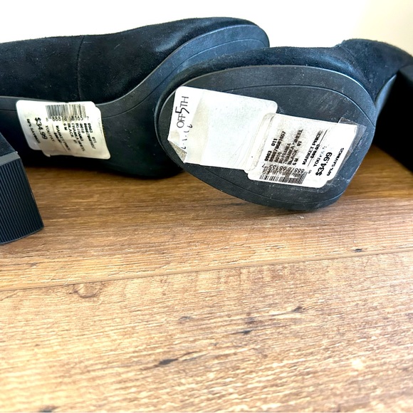 BCBG Generation Heels - Picture 6 of 8